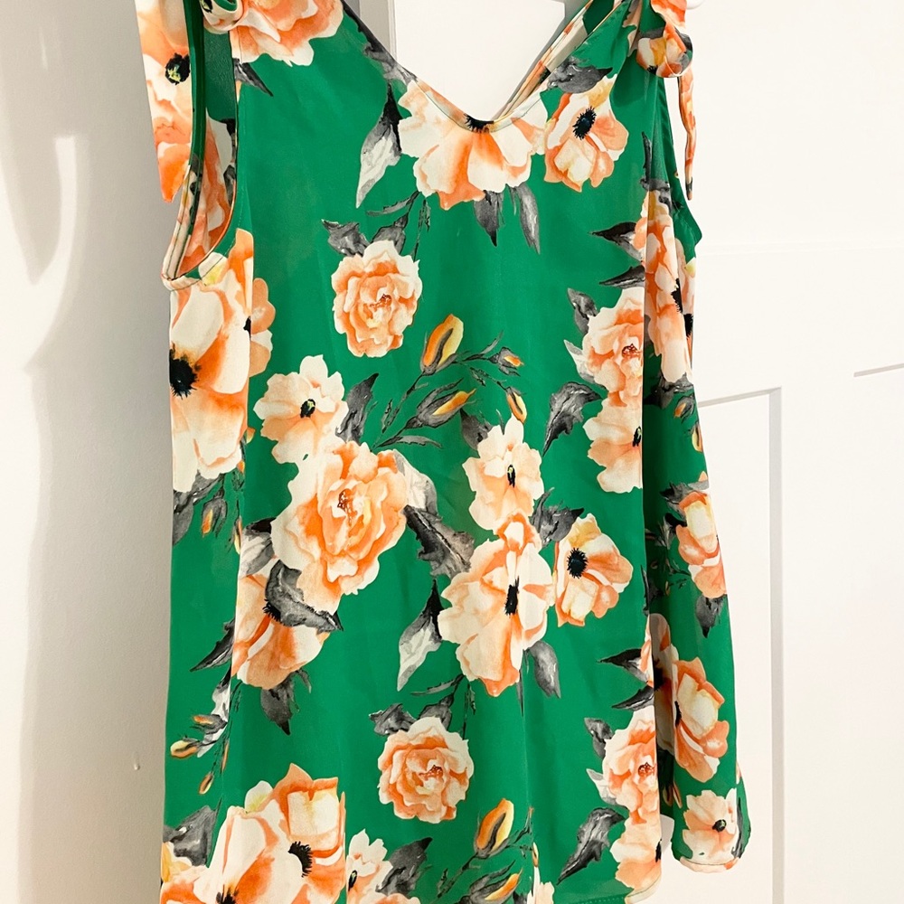 Floral Tank Size: Medium WORN ONCE